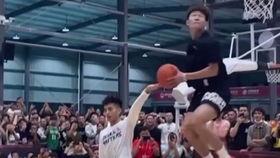 网红球员越南哥是谁,揭秘网红球员“越南哥”的传奇之路