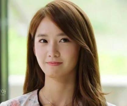 叫允的明星,揭秘叫允明星的璀璨人生