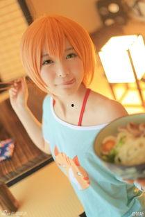 娱乐吃瓜穿上cos,Cosplay时尚盛宴，明星同款造型大揭秘！